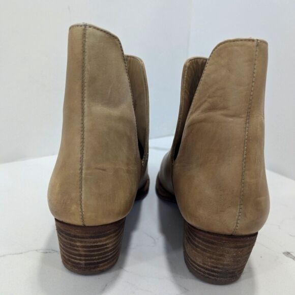 Free People Charm Double V Ankle Boot butterfly soft western Leather Tan sz 7.5 - Picture 11 of 13